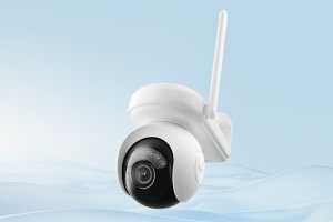 Reolink's new pan/tilt security cam can record continuously for up to 8 days