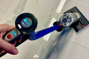I tested Dyson’s WashG1 and for me, there’s one clear problem