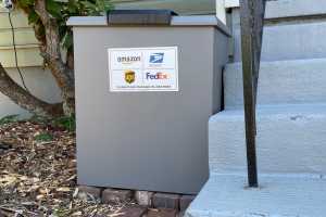 Our favorite secure delivery box is on sale at Amazon for $100 off 