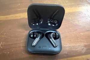 The comfy OnePlus Buds Pro are best for OnePlus users