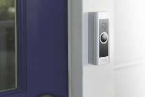 Alexa can now chat with visitors who ding your Ring video doorbell
