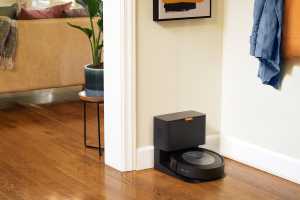 This fantastic Roomba empties itself, and it's almost half-off right now