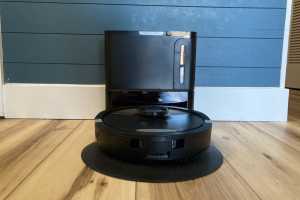 Shark Matrix Plus review: A versatile, mid-priced 2-in-1 cleaner