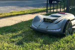 Sunseeker Orion X7 review: Great robot lawn mower, subpar app