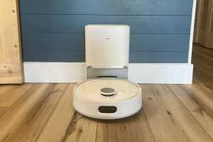 SwitchBot S10 review: Hands-free floor cleaning, with caveats