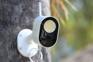 Toucan’s first spotlight-equipped security camera debuts at CES